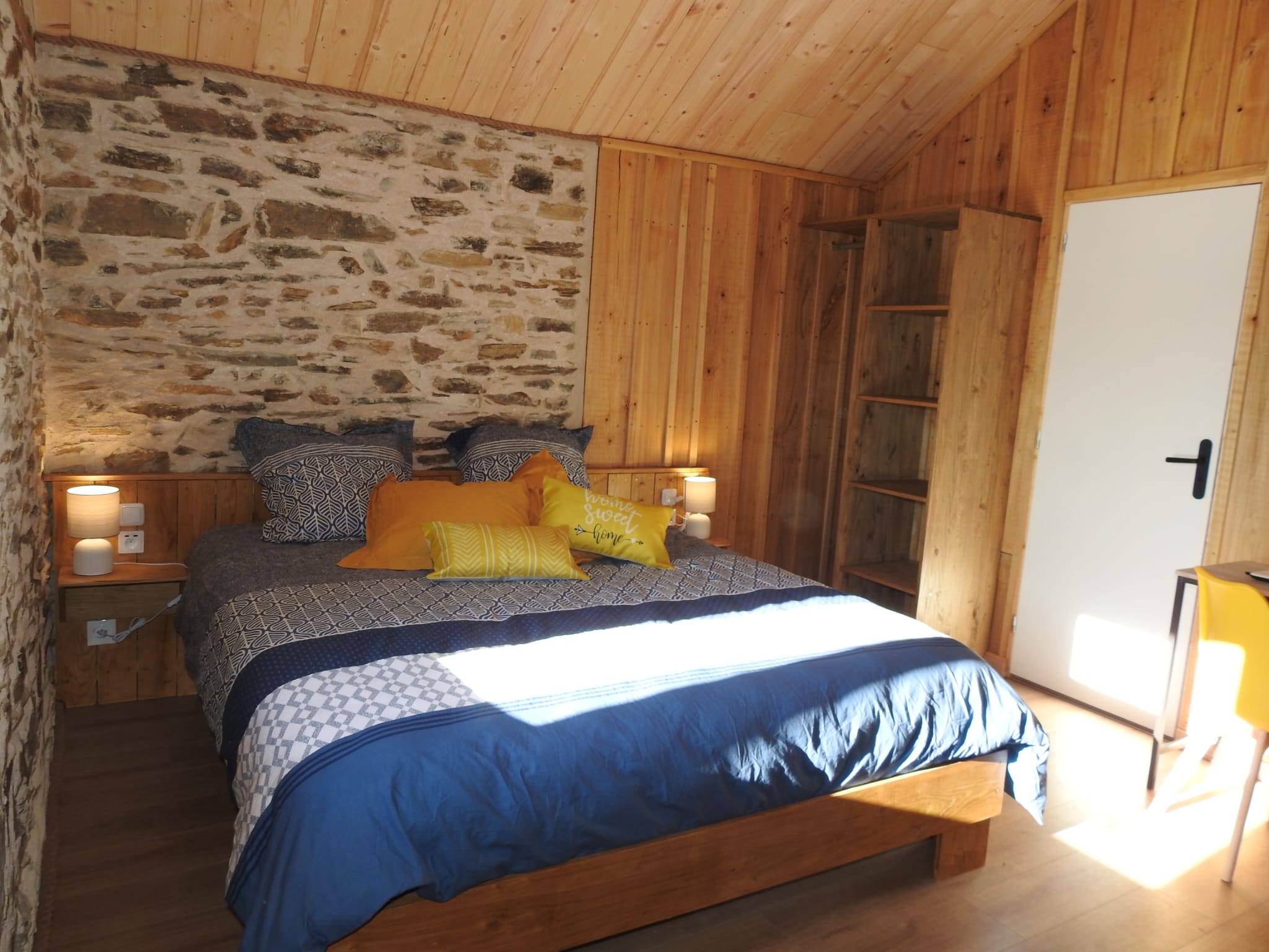 Kamer Plume at Les Secrets de la Nature — photo 3