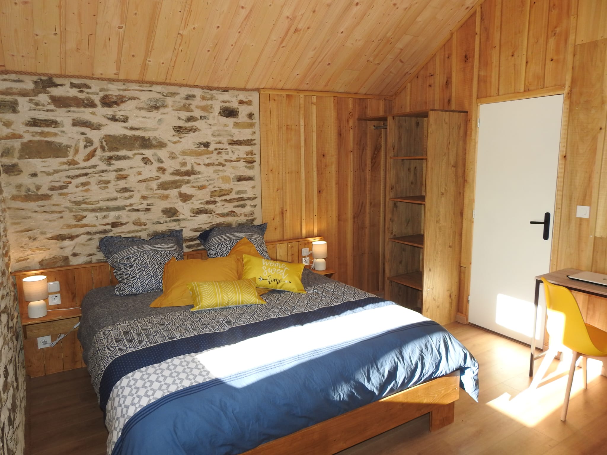 Kamer Plume