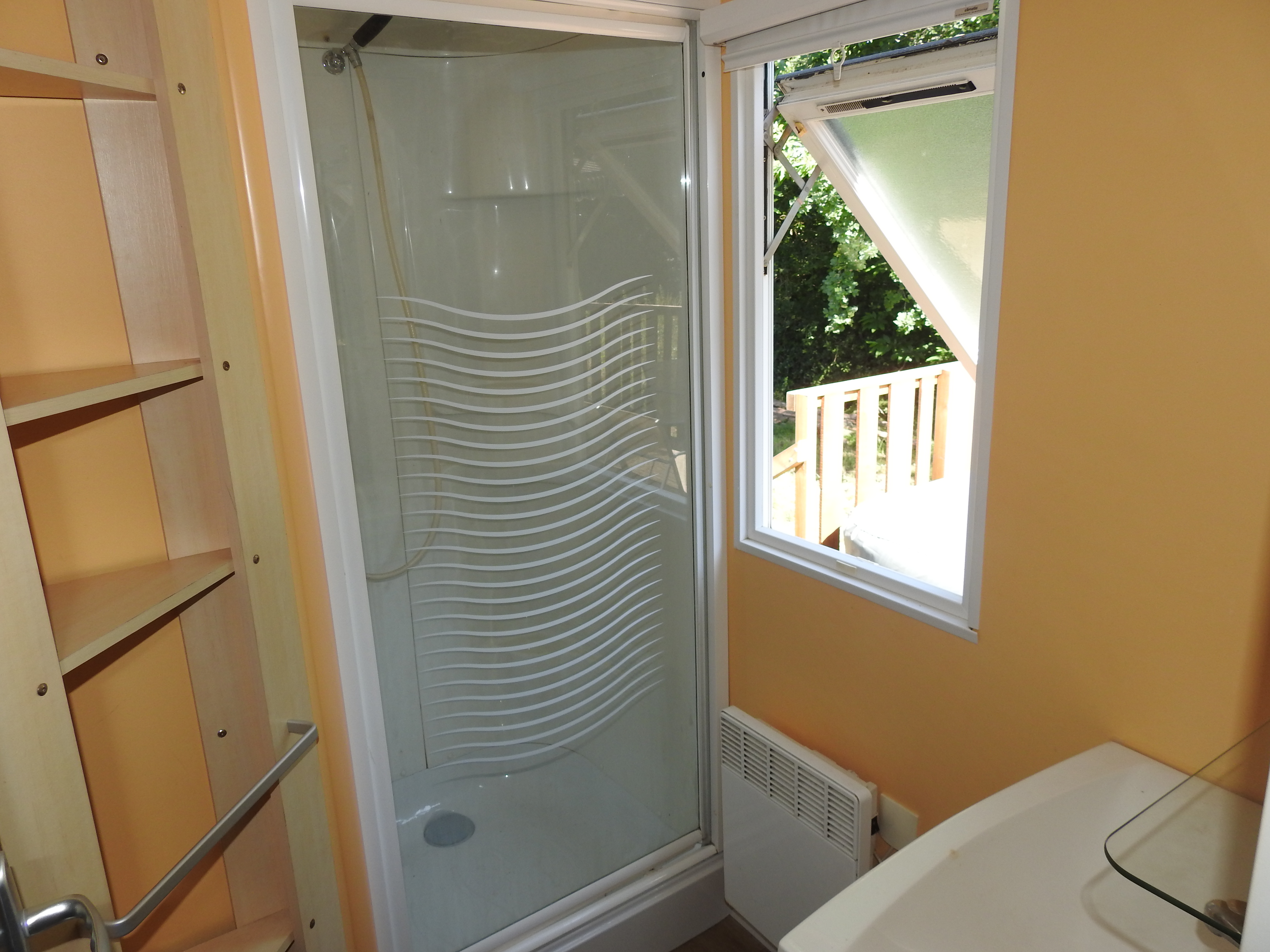 Nature mobile home with spa and air conditioning at Les Secrets de la Nature — photo 9